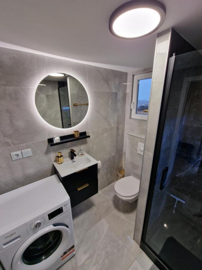 R&J Guesthouse Apartment Grindavík Kültér fotó